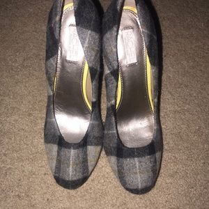 Rachel Roy high heels that are size 7.5